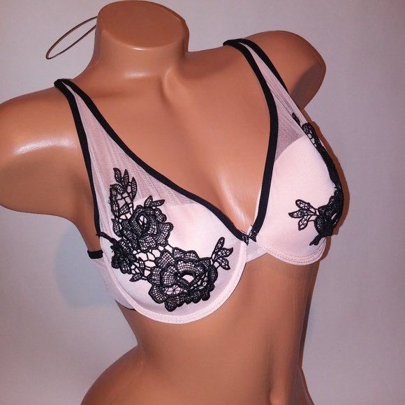 Bra and Panty Set‎ - Picture 8 of 8